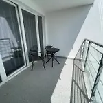 Apt. 539 *